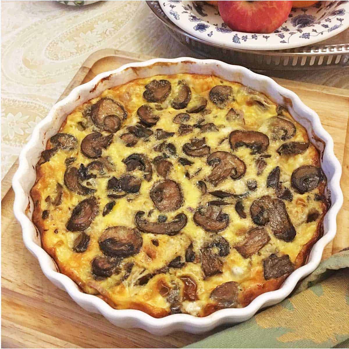 Quiche Lorraine with mushrooms. 